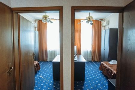 Блочный 2-местный (1+1, корпус 1)