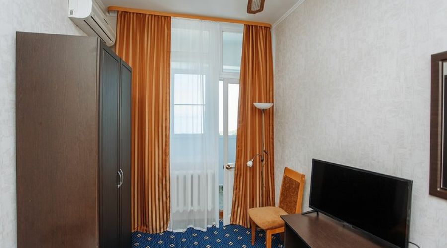 Блочный 2-местный (1+1, корпус 1)